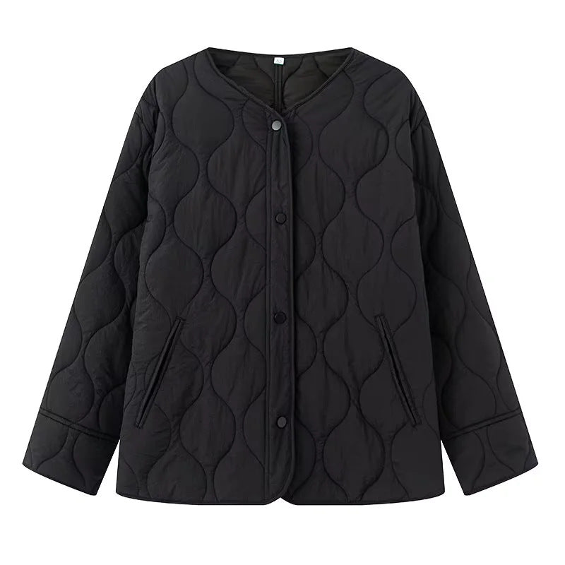 Women's quilted transitional jacket with round neck, snap button closure and wave-shaped quilting Mune Fashion