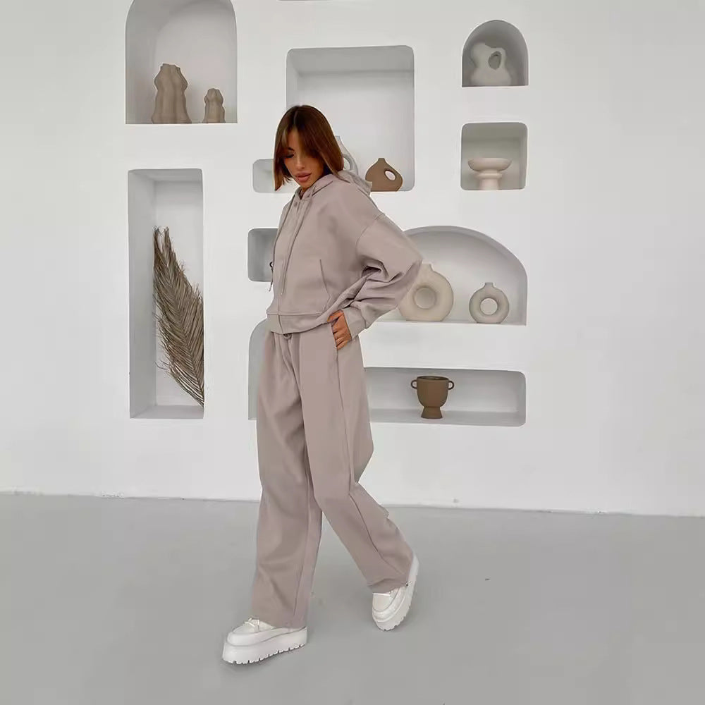 Women Cropped Hoodie with Drawstring Lounge Pants in Relax Set Mune Fashion