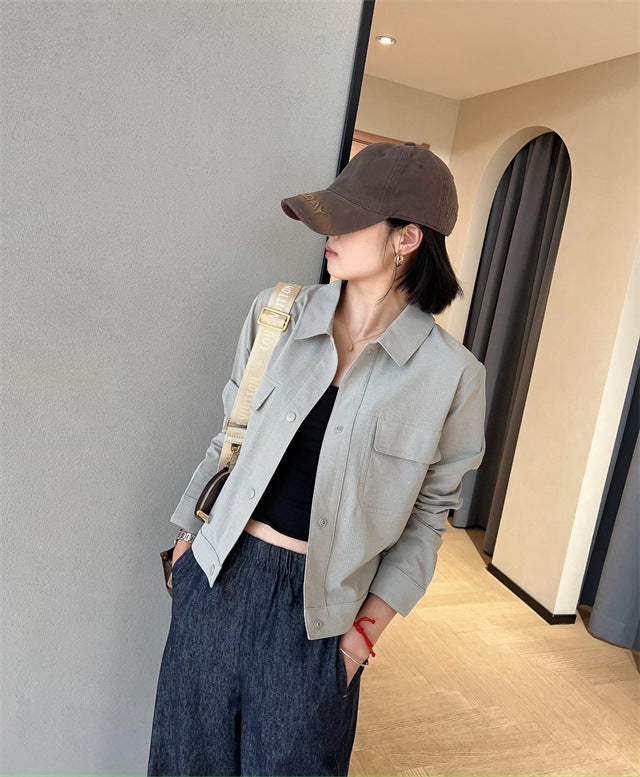 Women's Short Overshirt Jacket made of textured canvas with chest pockets Mune Fashion