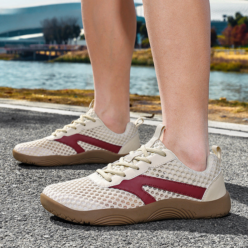 Men's urban mesh runner with three-dimensional ventilated fabric, shock-absorbing lightweight foam midsole, and heel pull tab Mune Fashion