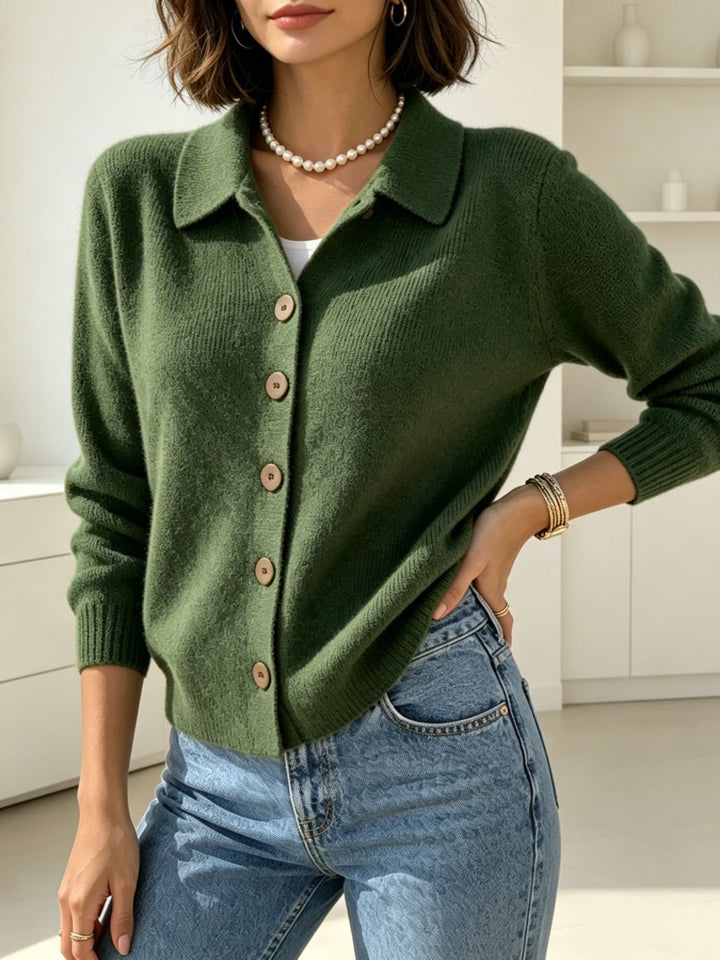 Women's fine knit cardigan with shirt collar, relaxed silhouette, and wooden buttons Mune Fashion