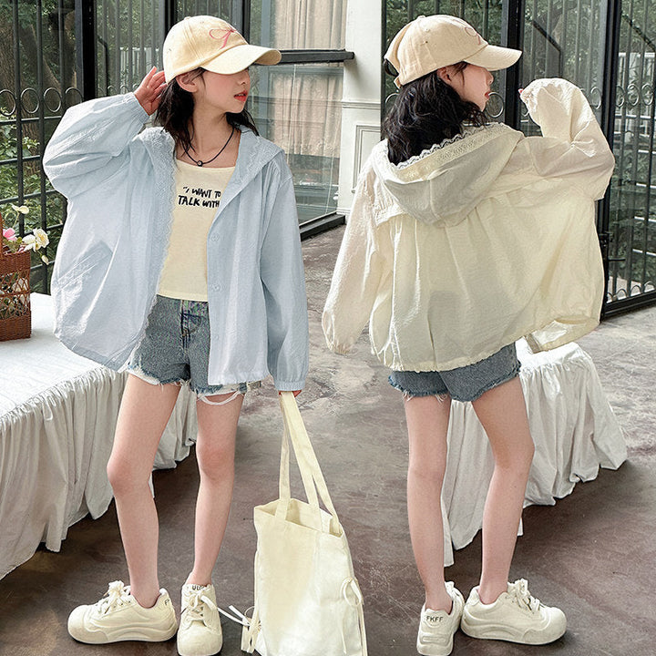 Women's light hoodie jacket with lace trim and loose fit Mune Fashion