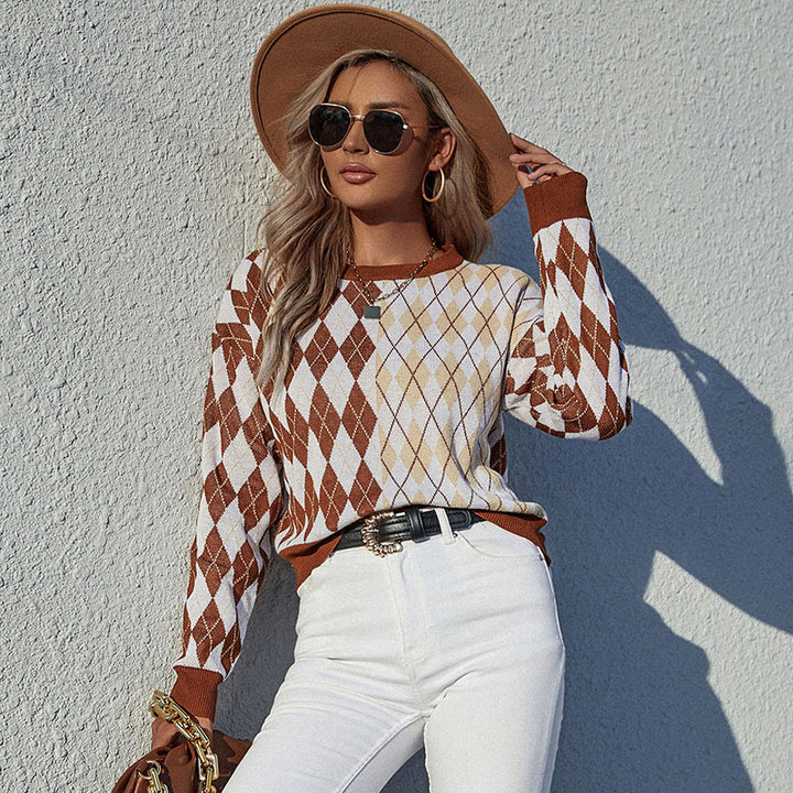 Women’s argyle knit pullover in oversized look with round neck and ribbed cuffs Mune Fashion