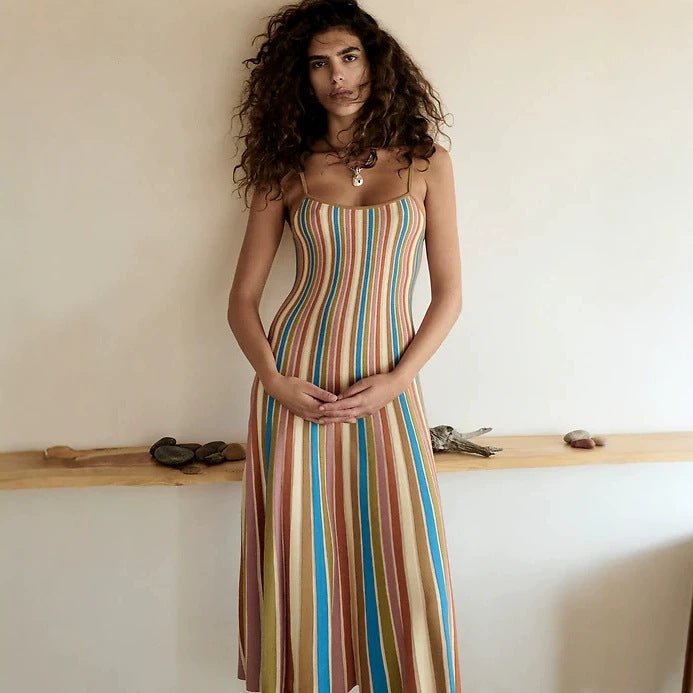 Ladies' elegant maxi dress in slip style with spaghetti straps, fitted cut and wide hem Mune Fashion