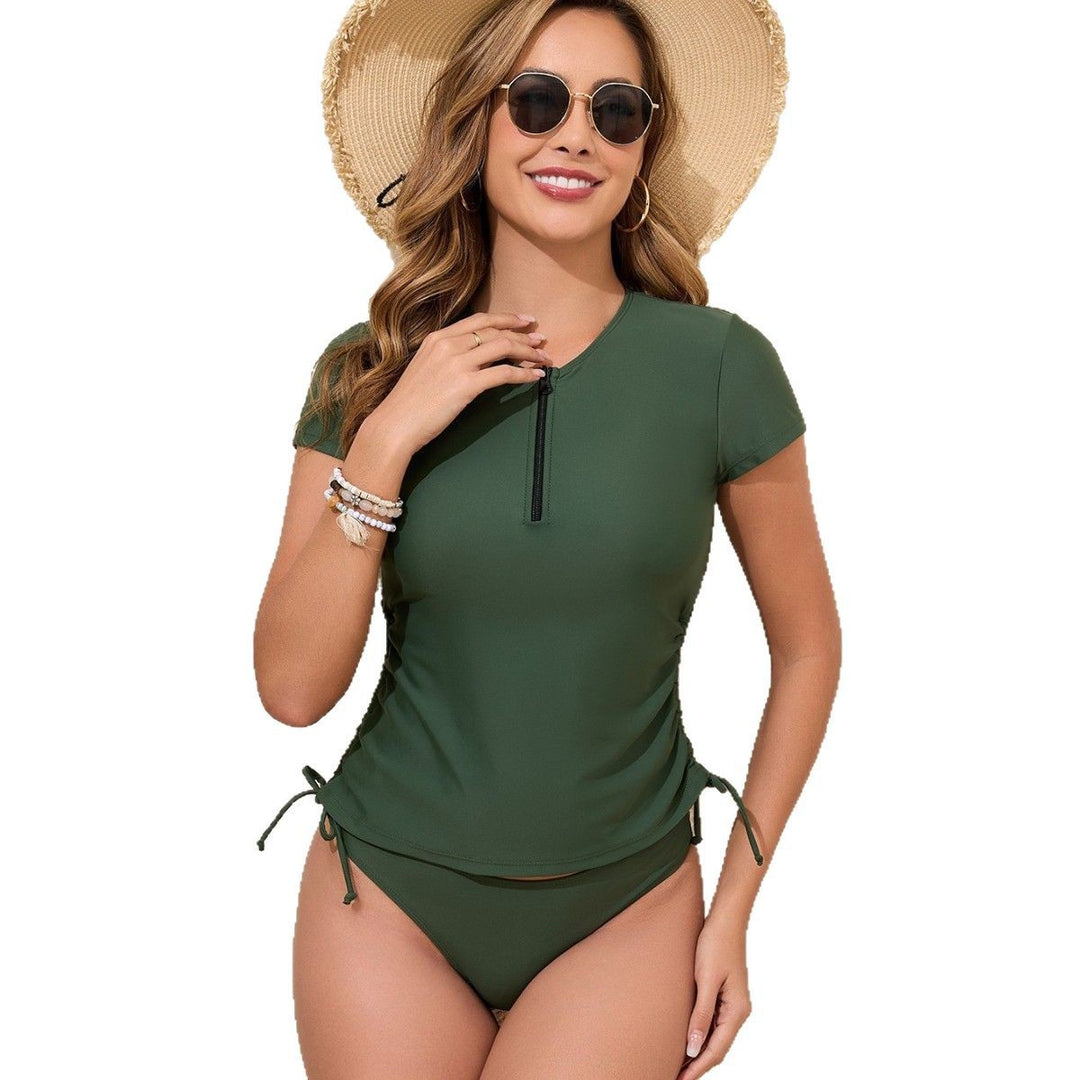 Ladies sporty two-piece swimsuit with zip and adjustable cut Mune Fashion