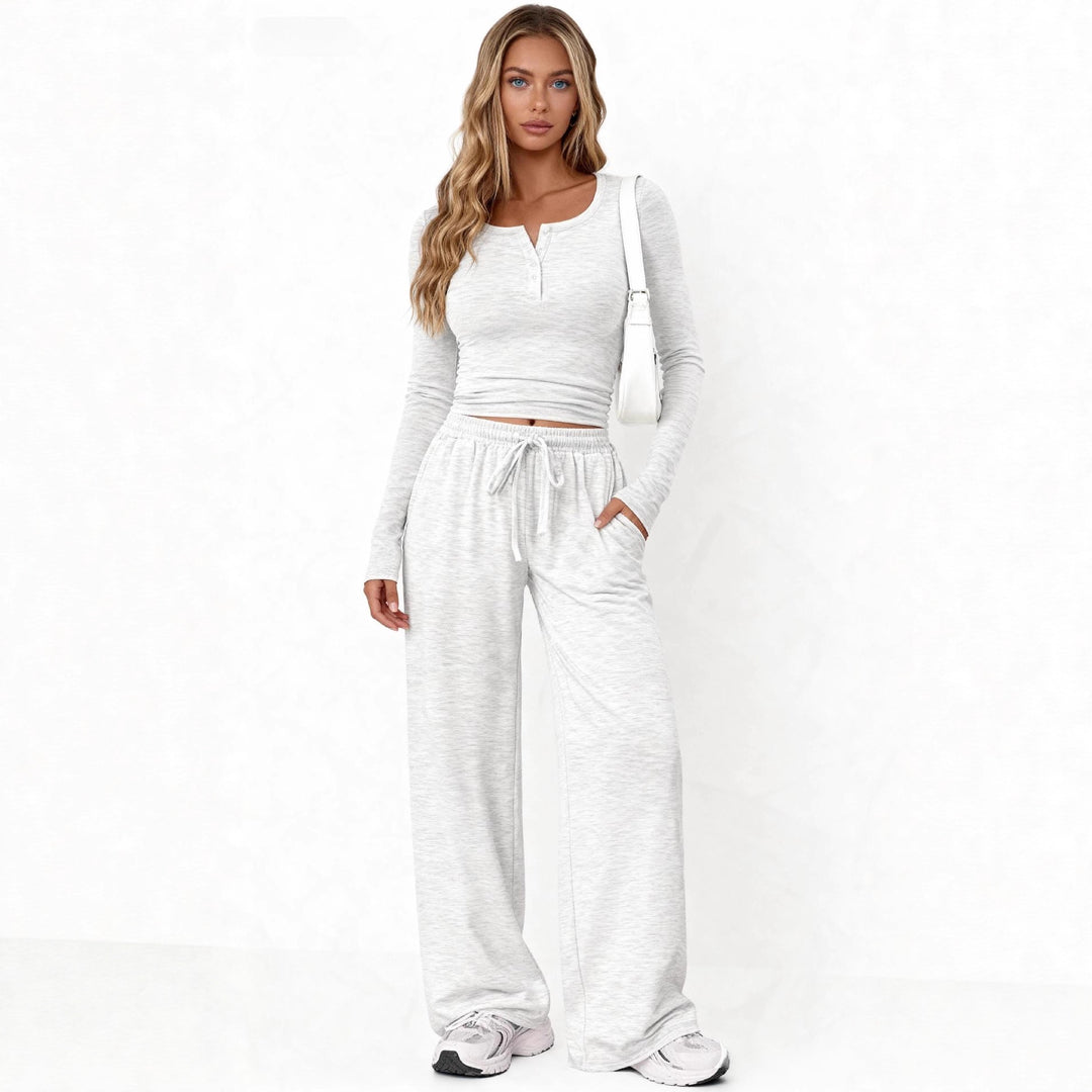 Women's nan lounge set made of fine knit with Henley top and wide palazzo pants Mune Fashion