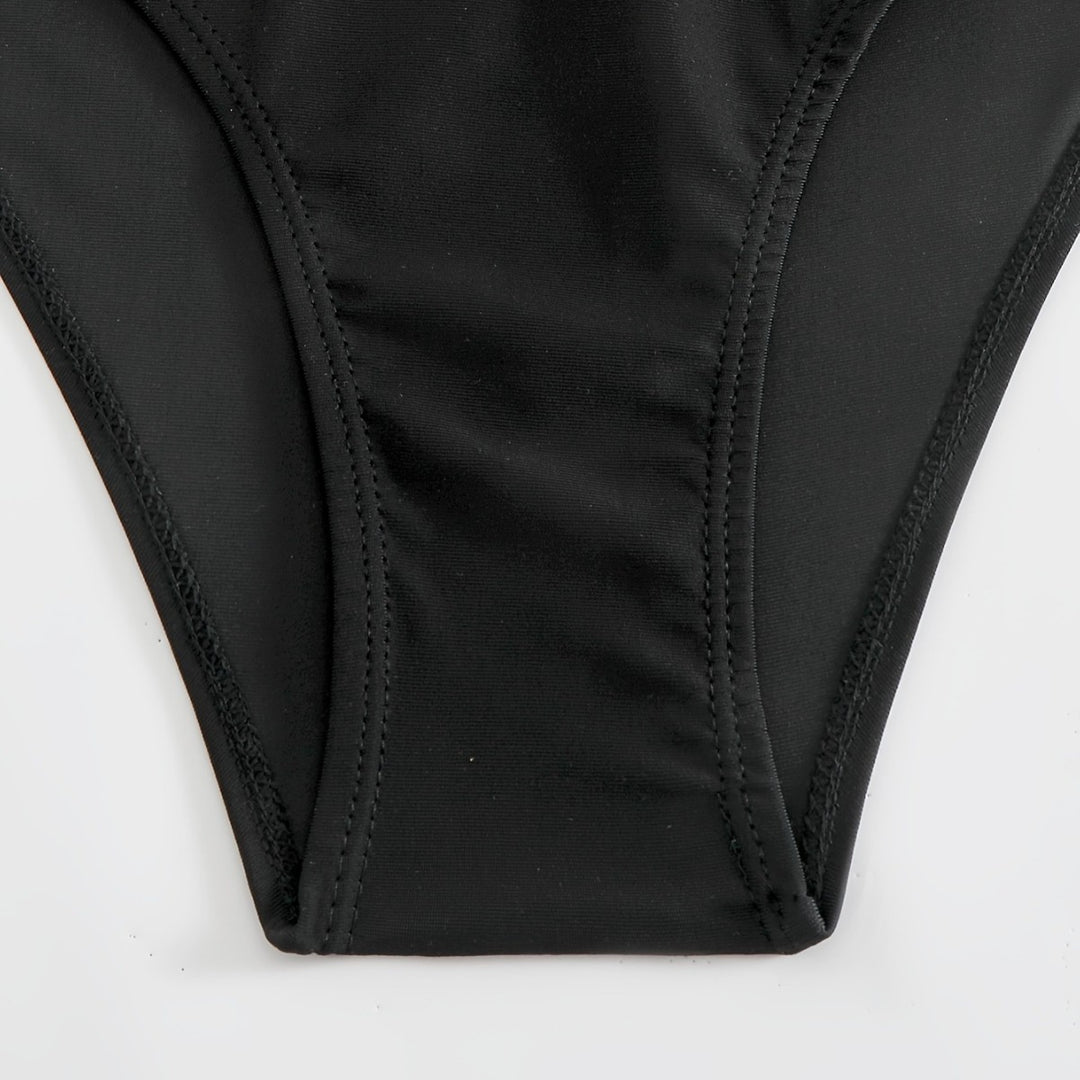 Women Triangle Bikini with sporty knot design Mune Fashion