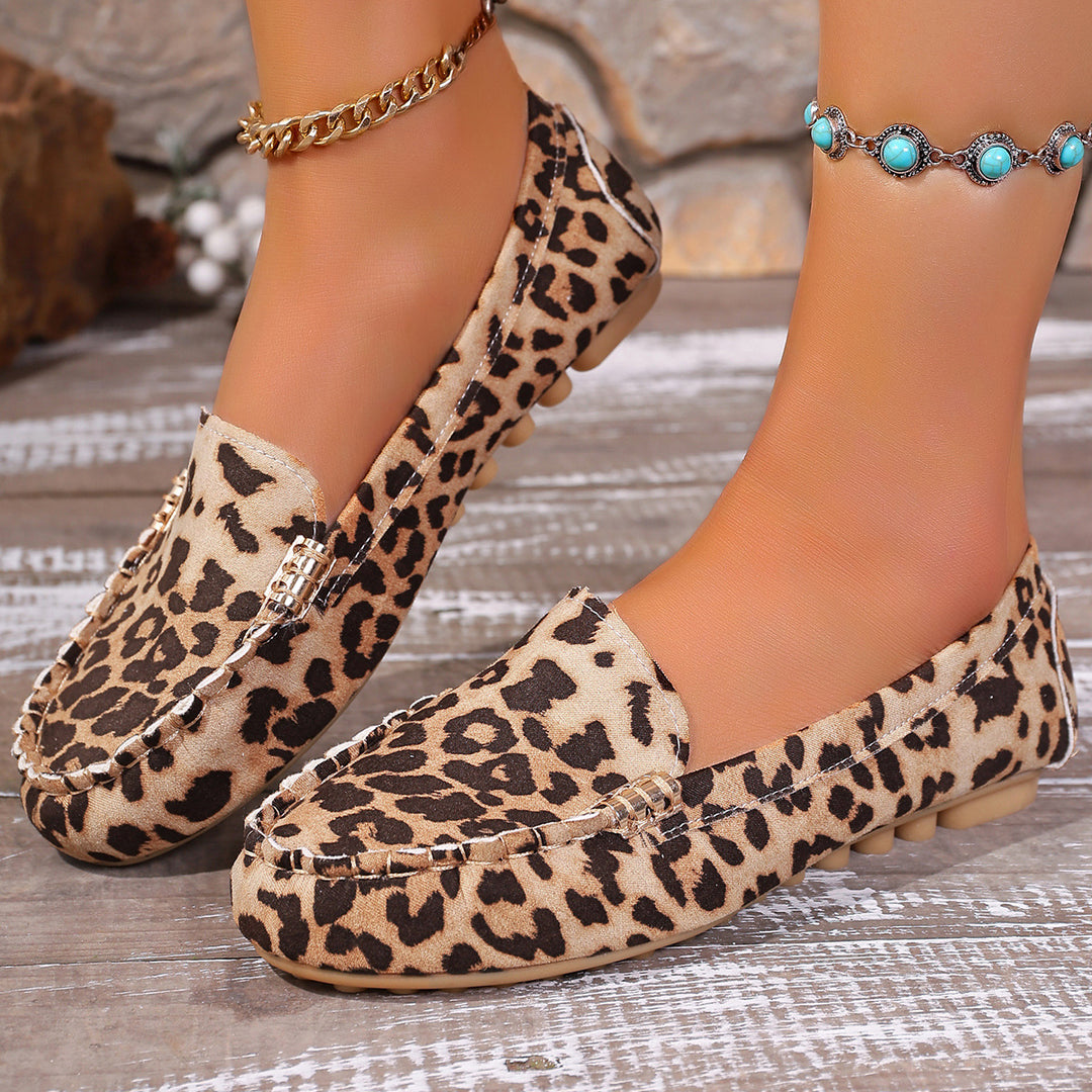 Ladies nan moccasin-loafer with leopard pattern, decorative stitching and flexible nub sole Mune Fashion