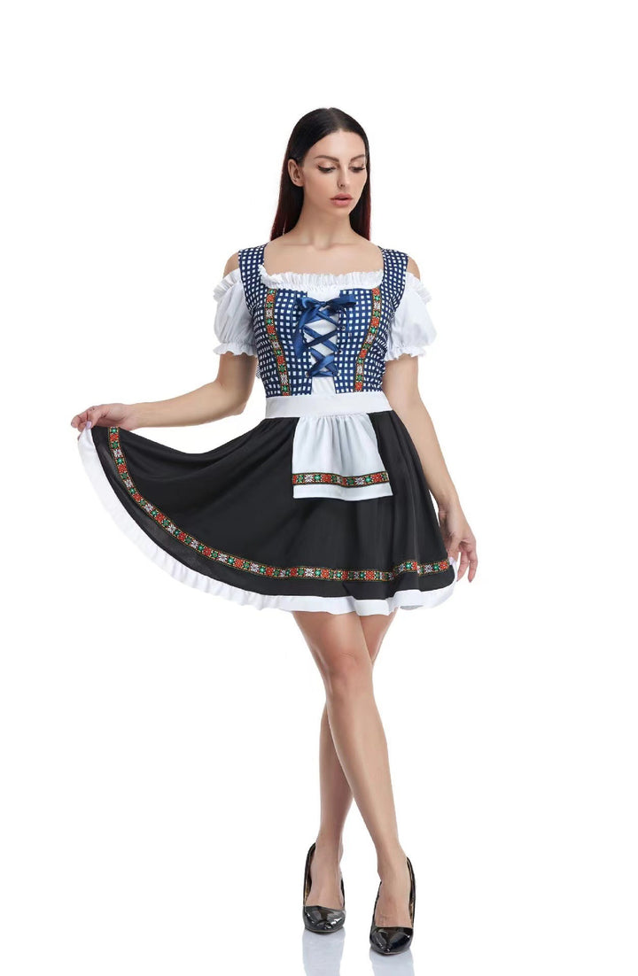 Women's traditional Bavarian dirndl with laced bodice, short skirt length and apron Mune Fashion