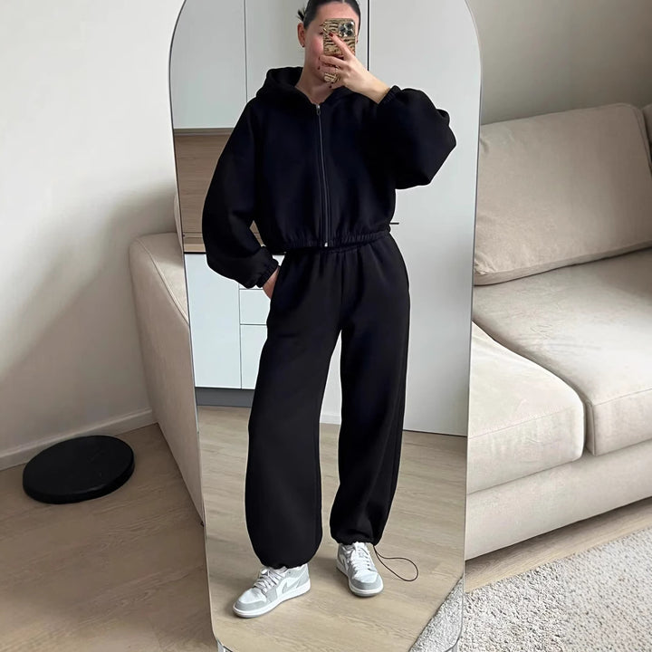 Women Oversize Sweatset with Zipper Bomber Jacket and Highwaist Jogging Pants Mune Fashion