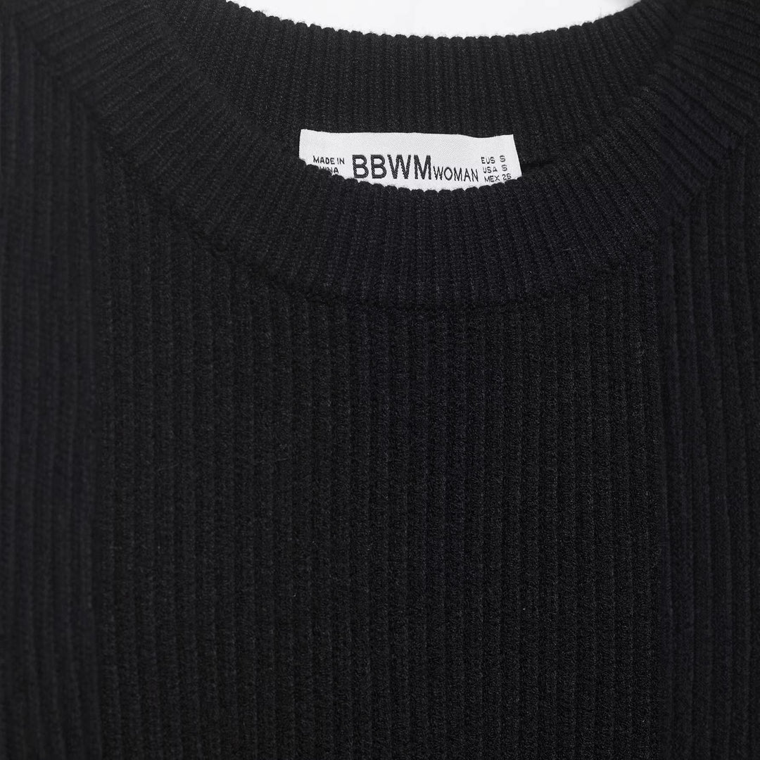 Women Knitted Cropped Sweater with Cut-Out Shoulders and Bead Embellishment Mune Fashion