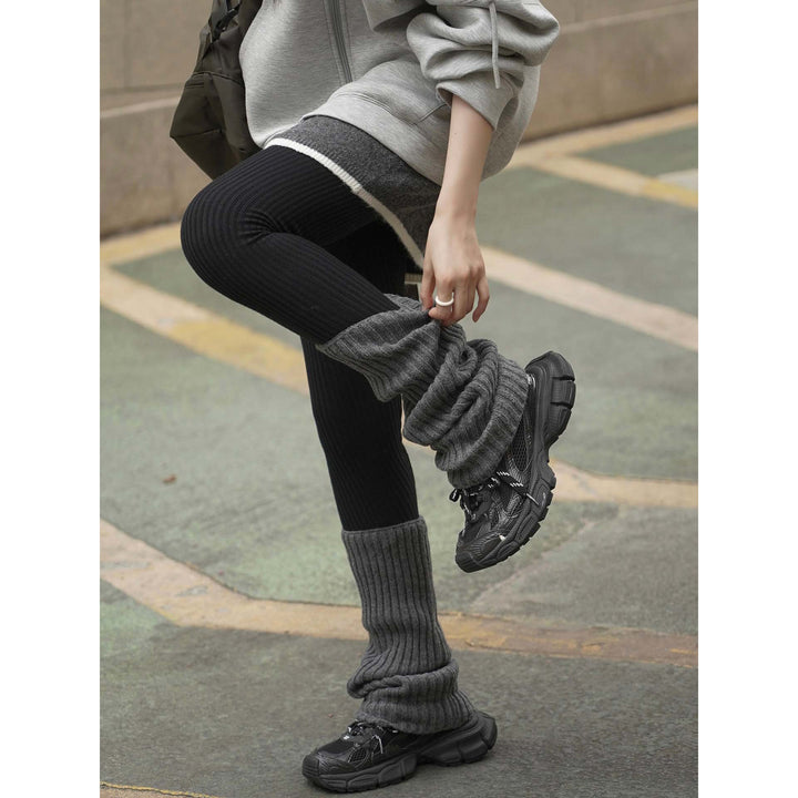 Women's Ribbed Thermal Leggings with High Waist and Knitted Cuffs Mune Fashion