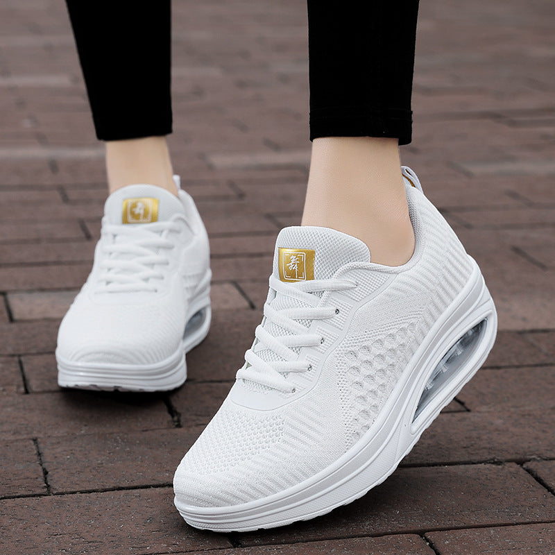 Women's wedge walking shoe with visible air cushioning, breathable knitted upper material and non-slip outsole Mune Fashion
