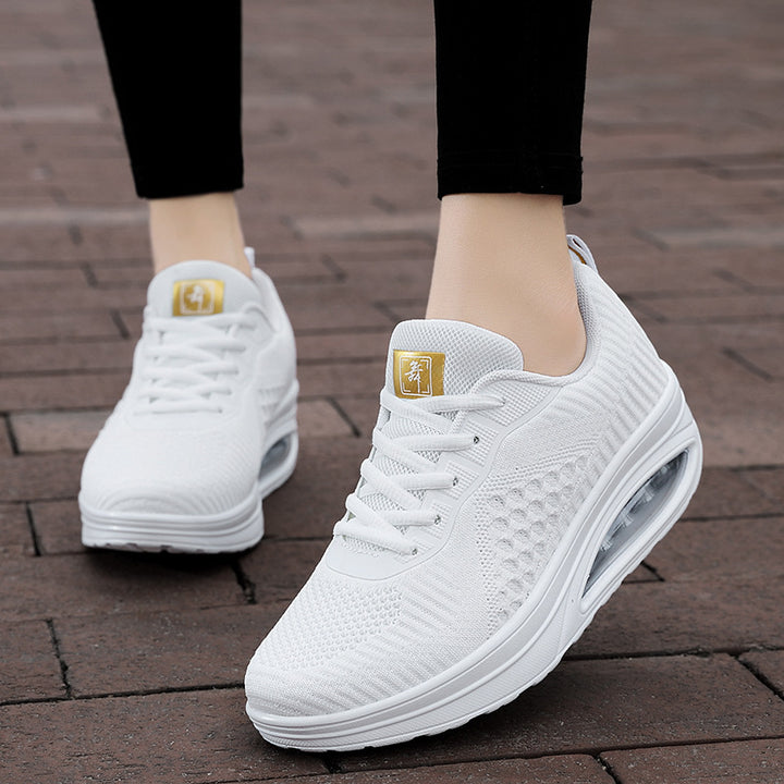 Women's wedge walking shoe with visible air cushioning, breathable knitted upper material and non-slip outsole Mune Fashion