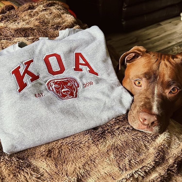 Unisex Embroidered College Sweatshirt with Dog Portrait and Vintage Logo Mune Fashion