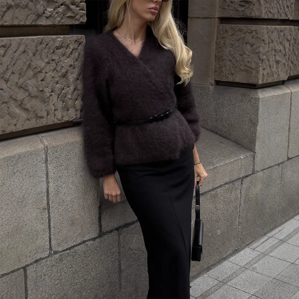 Women's Fluffy Mohair Sweater with Balloon Sleeves and Slightly Cropped Cut Mune Fashion