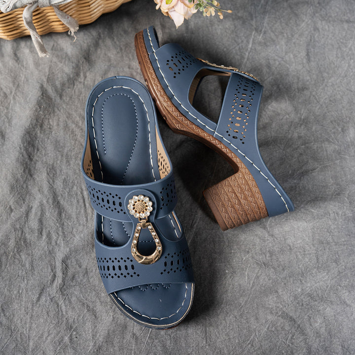 Ladies sandals with block heel, perforated upper material and decorative application Mune Fashion
