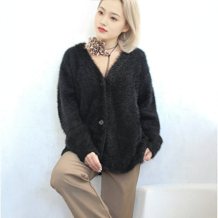 Women Fluffy Mohair-Optic Cardigan with V-Neck and Oversize Cut Mune Fashion