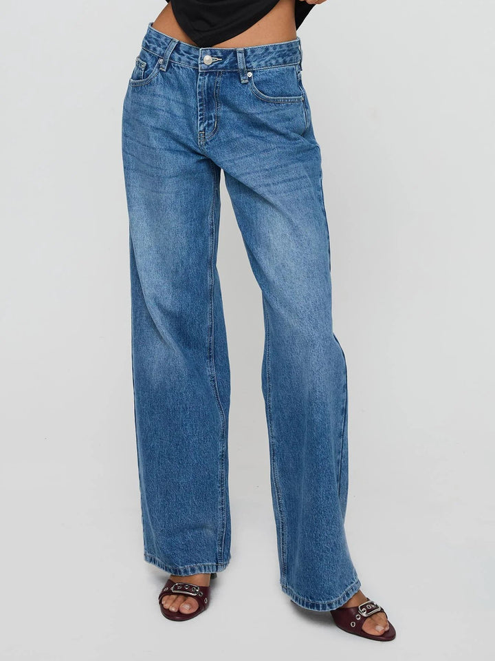 Women's wide jeans with high waist, straight leg and relaxed fit Mune Fashion