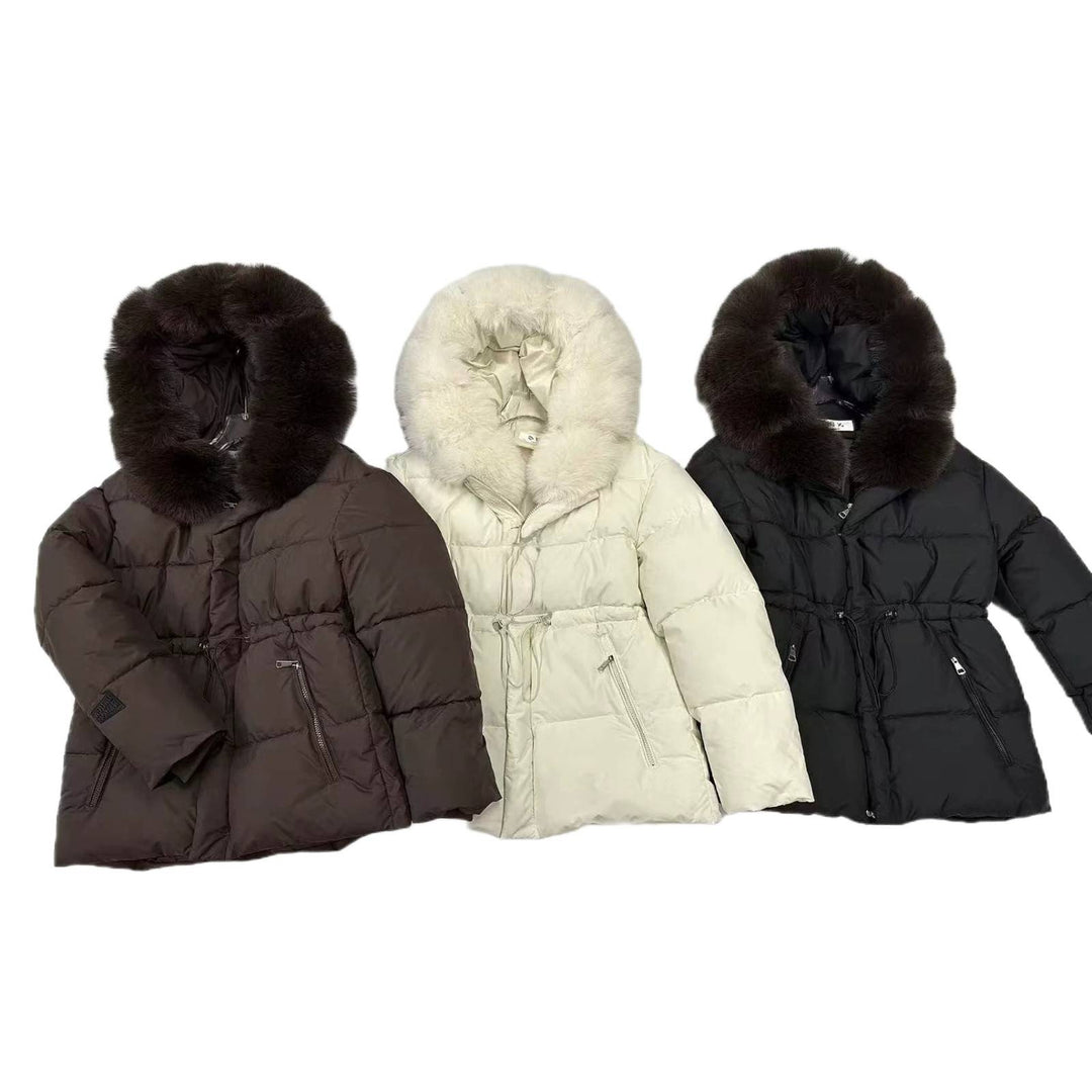 Women's short padded quilted jacket with drawstring waist and voluminous fur collar Mune Fashion