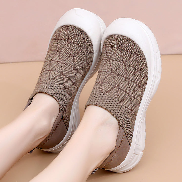 Women’s breathable knit slip-on casual shoe with diamond-structured surface, shock-absorbing lightweight sole, and reinforced toe cap Mune Fashion