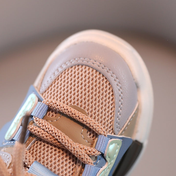 Women Padded Casual Sneakers with Mesh Inserts and Cushioned Platform Sole Mune Fashion