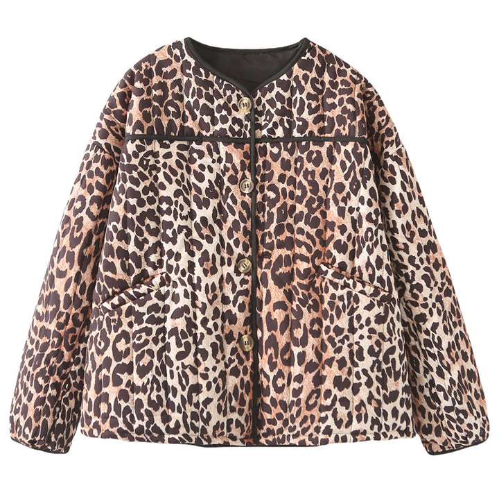 Women's quilted short jacket with leopard pattern, round neckline and welt pockets Mune Fashion