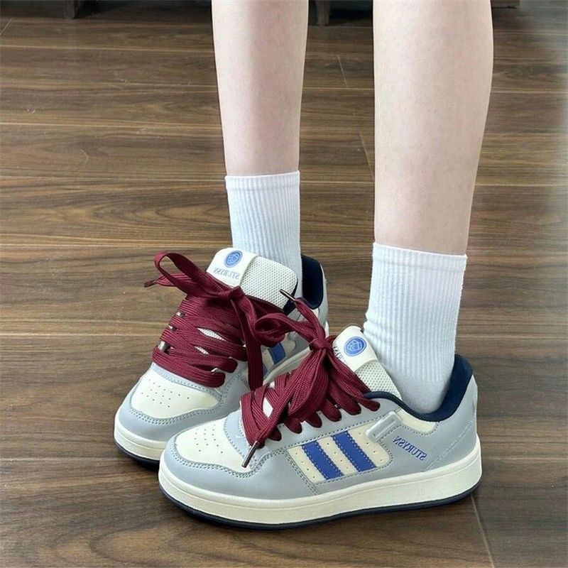Women's sporty sneakers with sustainable upper material and cushioned cushioning Mune Fashion