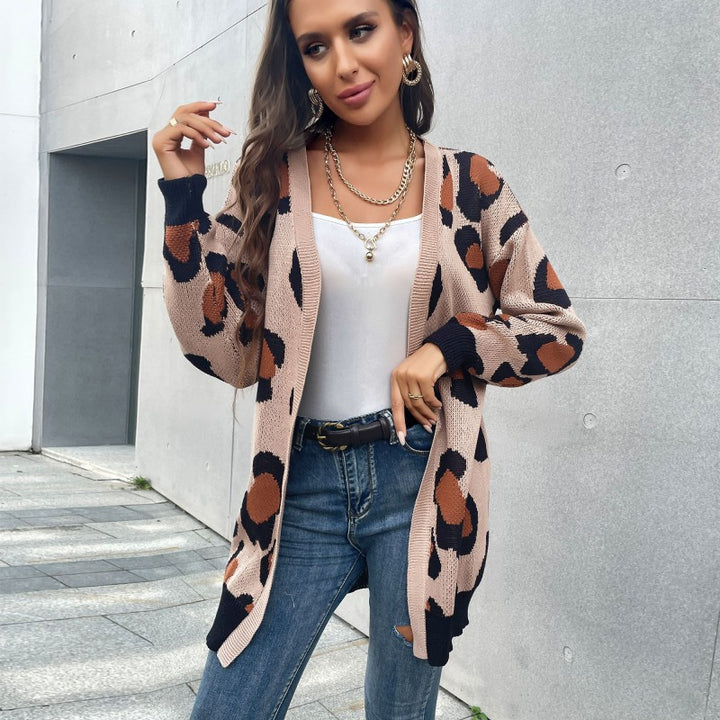 Women's Longline Cardigan in Leo Jacquard with Open Front and Ribbed Cuffs Mune Fashion