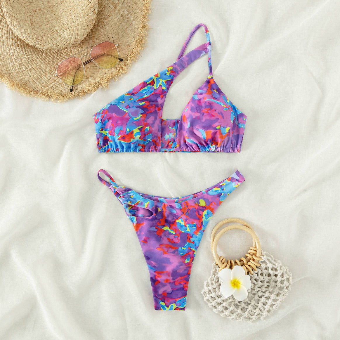 Women's Cut-Out Bikini Set with Asymmetrical Design and Adjustable Straps Mune Fashion