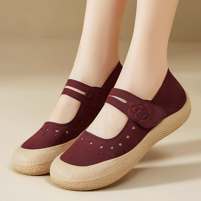 Women’s comfortable Mary-Jane slipper with Velcro closure, perforated heart pattern and shock-absorbing lightweight sole Mune Fashion
