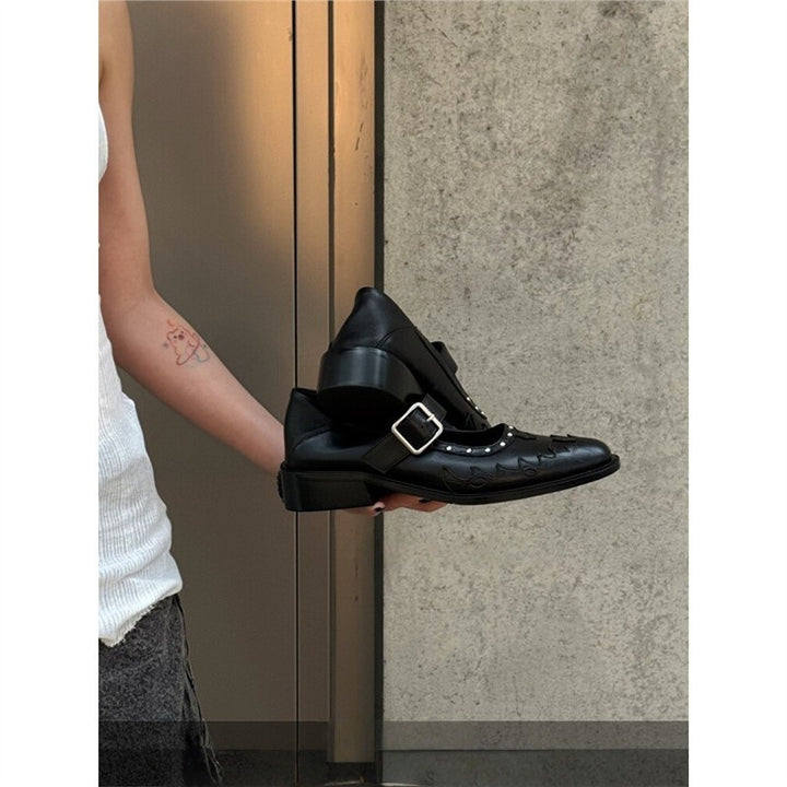 Women's pointed Mary-Jane loafers with studded detailing and adjustable buckle strap Mune Fashion