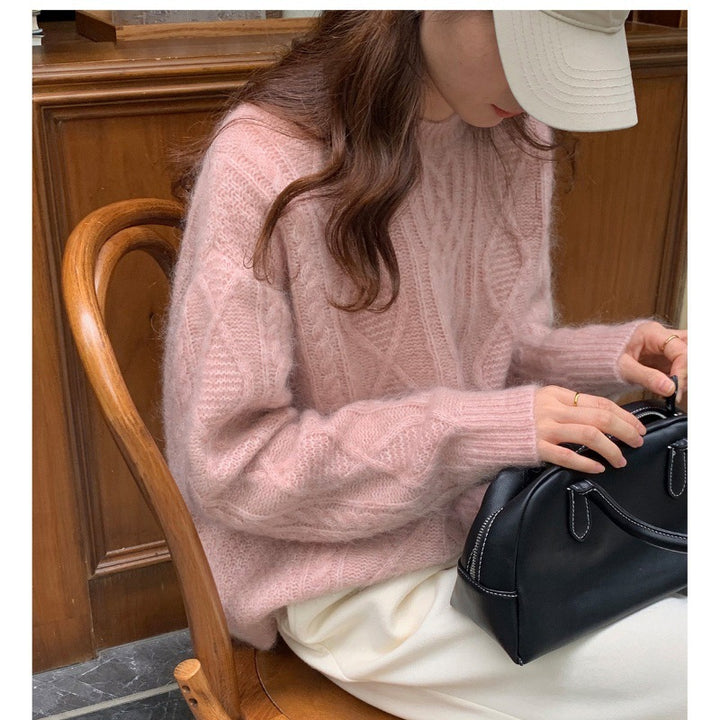 Women's structured leather handbag with detachable shoulder strap and rounded body shape Mune Fashion