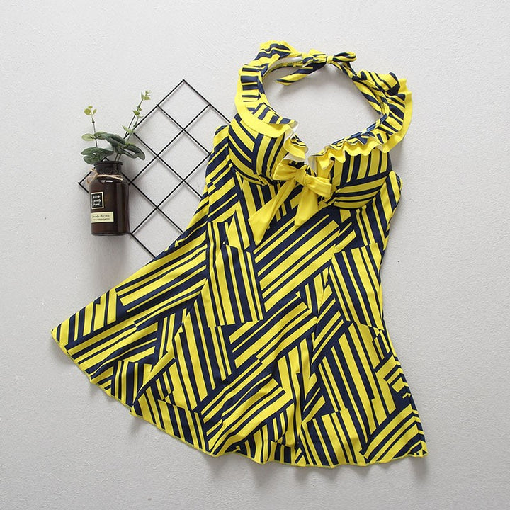 Women's swimsuit with ruffles and elegant ribbed texture Mune Fashion