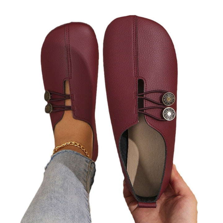 Ladies' flat slipper sandals in suede look with elastic lacing and decorative decorative button Mune Fashion