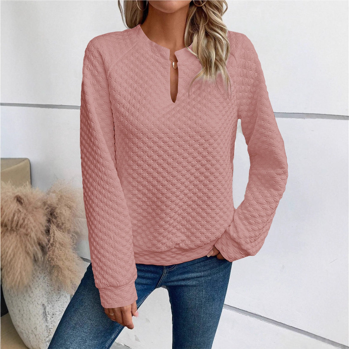 Ladies Quilted Sweater with V-Slit and Structured Diamond Look Mune Fashion