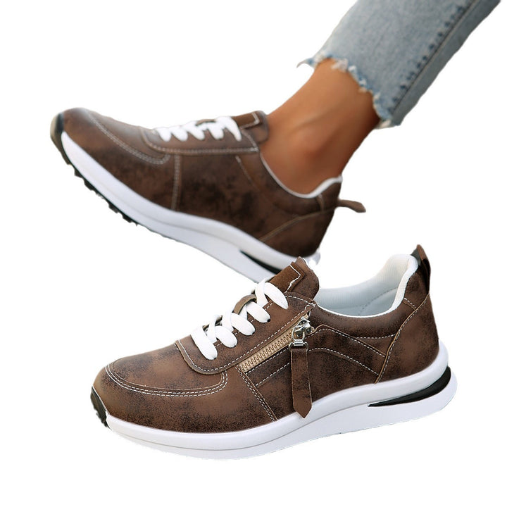 Women’s platform sneaker with zipper detail and padded comfort insole Mune Fashion