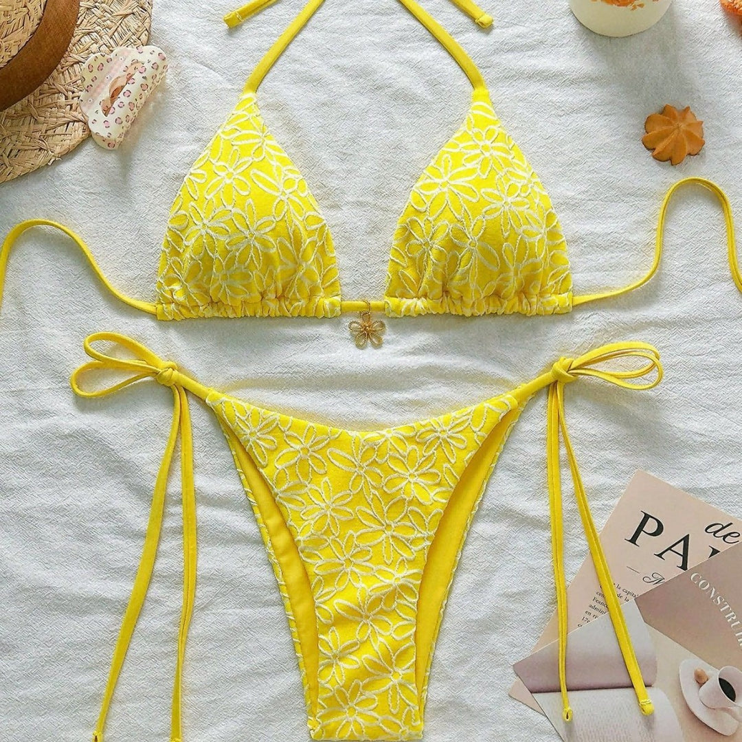 Women Bikini Top and Lace Bikini Bottom Mune Fashion