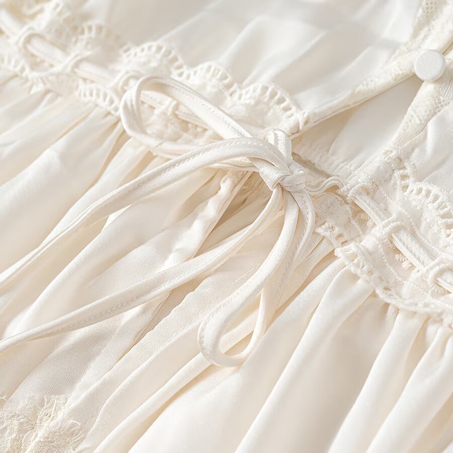 Ladies Romantic Lace Blouse with Drawstring Waist, Ruffled Hem and Balloon Sleeves Mune Fashion
