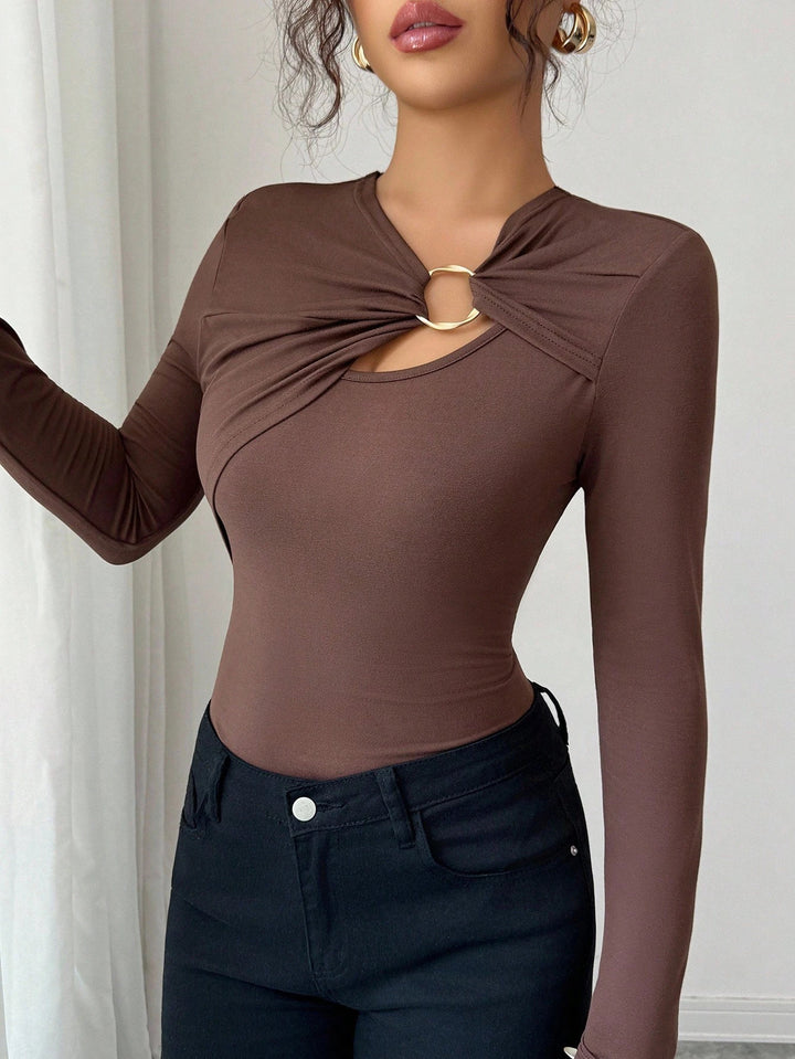 Women's body with figure-hugging long sleeves, leopard print and decorative ring Mune Fashion