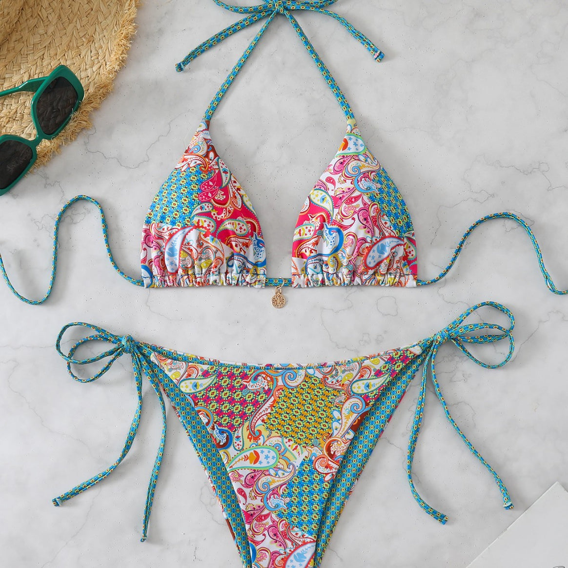 Women's bikini set with adjustable straps and colorful pattern Mune Fashion