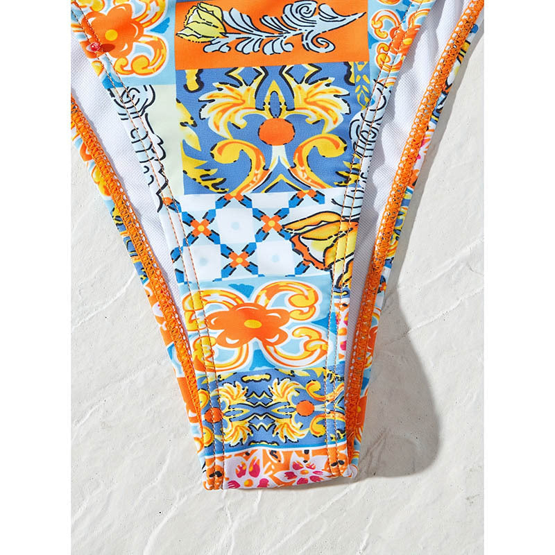 Women's Triangle Bikini with Floral Patterns Mune Fashion