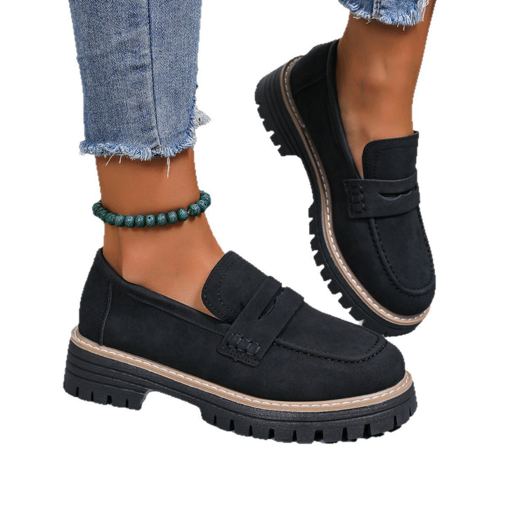 Women Chunky Loafer with thick profile sole and faux suede upper material Mune Fashion