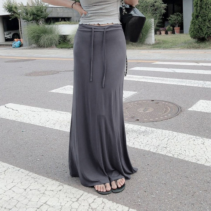 Ladies nan maxi skirt made of soft jersey with tie waistband, high waist and side slits Mune Fashion
