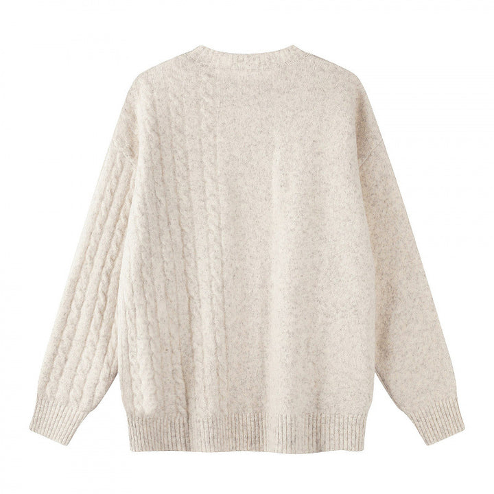 Unisex Oversize Fine-knit sweater with cable pattern detail and round neckline Mune Fashion