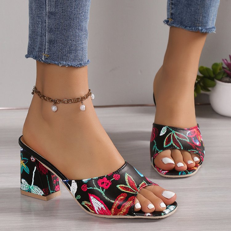 Damen Slip-On Mules mit floralem Allover-Print, mittelhohem Blockabsatz und gepolstertem Komfortfußbett Mune Fashion