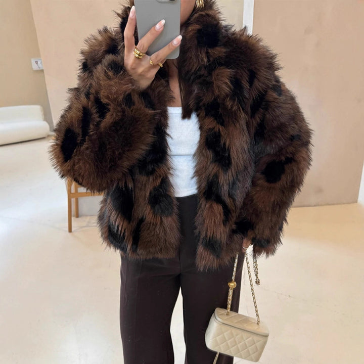 Women's Boxy Short Jacket made of Woven Fur with Natural Fur Look and Wide Shawl Collar Mune Fashion