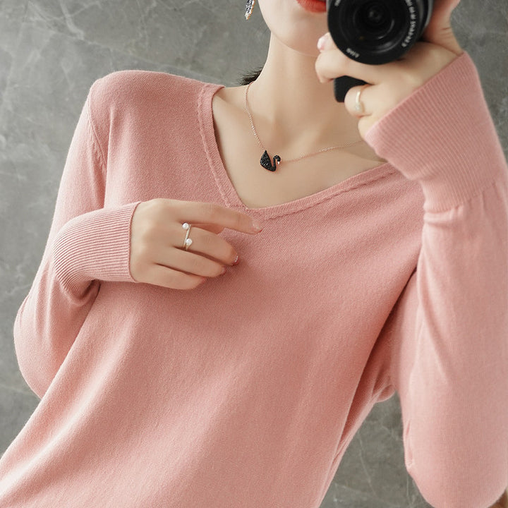 Women light V-neck cashmere-look fine knit sweater Mune Fashion