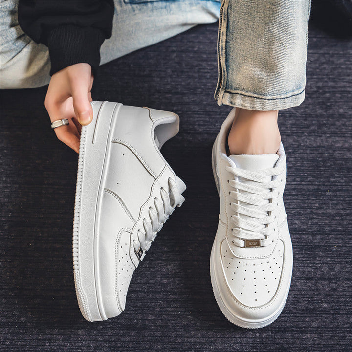 Women’s sporty sneakers with high-quality leather upper and cushioned sole Mune Fashion