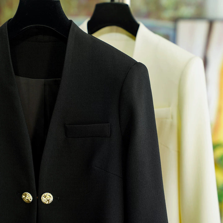 Women Stylish Short Blazer with Glamorous Buttons Mune Fashion